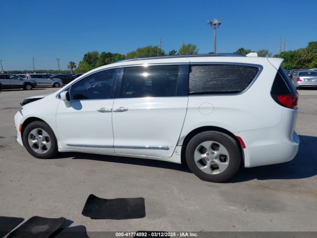 2C4RC1EG7HR703803 Chrysler Pacifica Touring-l Plus