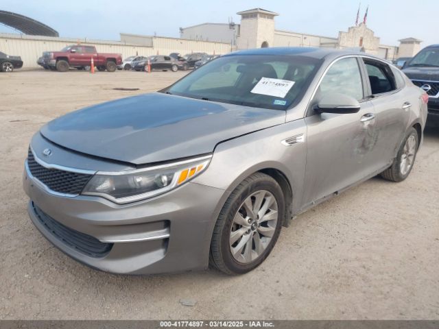 5XXGT4L33JG261903 KIA Optima Lx