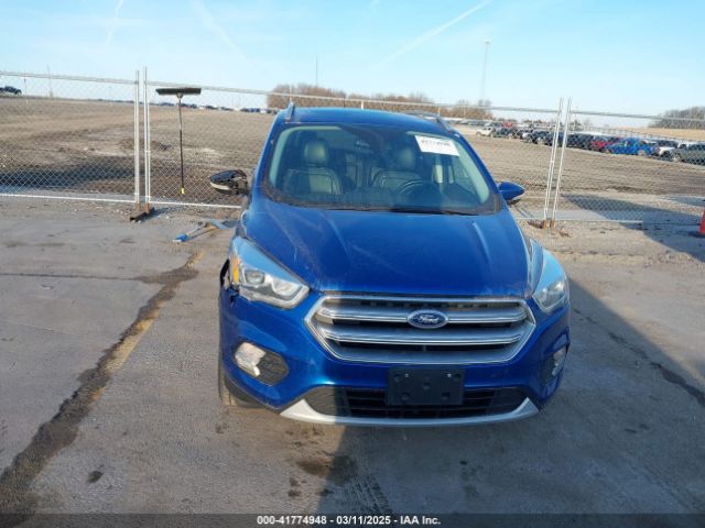 1FMCU9JD2HUD59180 Ford Escape Titanium