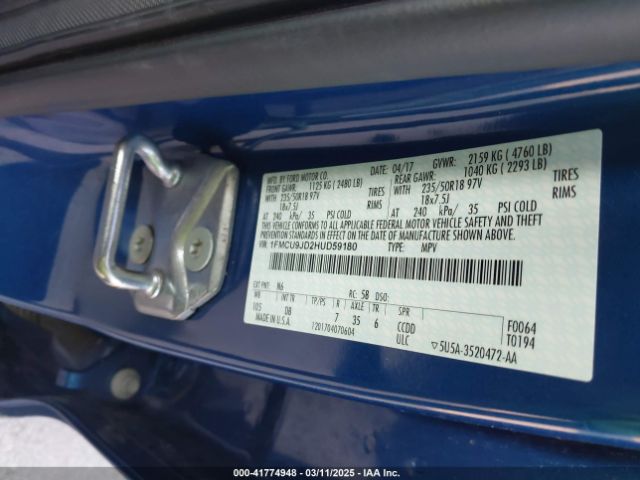 1FMCU9JD2HUD59180 Ford Escape Titanium