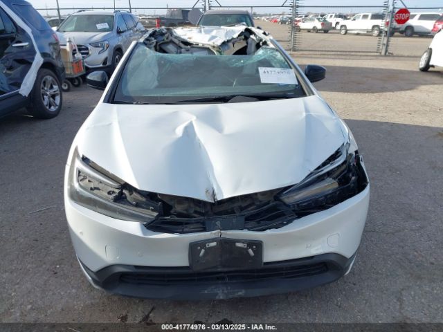 JTDACAAUXR3030783 Toyota Prius Le