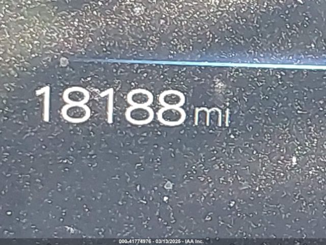 JTDACAAUXR3030783 Toyota Prius Le
