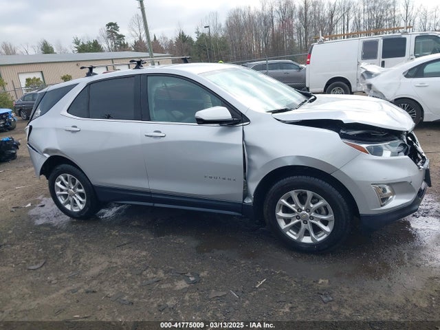 2GNAXSEV1J6228914 Chevrolet EQUINOX LT
