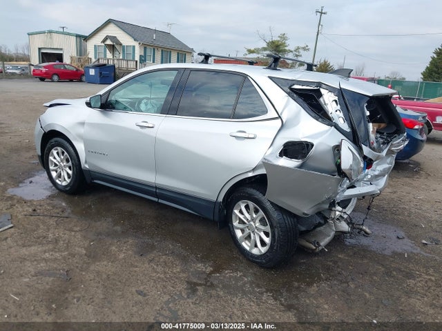 2GNAXSEV1J6228914 Chevrolet EQUINOX LT