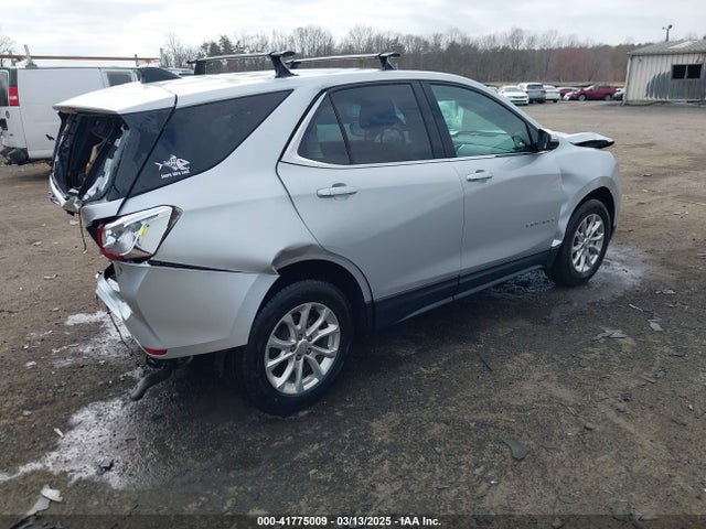 2GNAXSEV1J6228914 Chevrolet EQUINOX LT