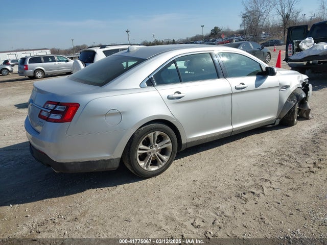 Ford TAURUS SEL 2014 1FAHP2E86EG112945 Image 4