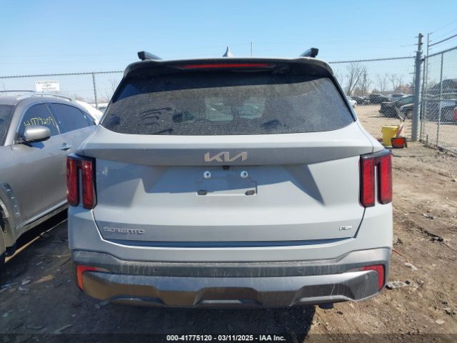 5XYRHDJF9RG261693 KIA Sorento X-line Ex
