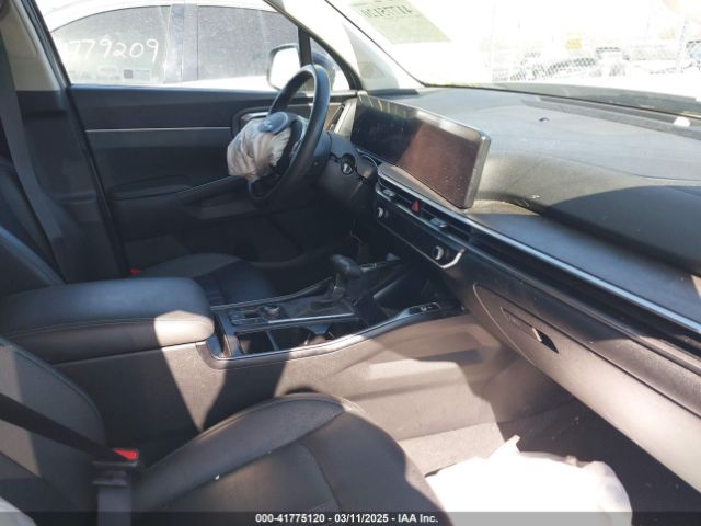 5XYRHDJF9RG261693 KIA Sorento X-line Ex