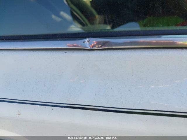 JTMWFREV3JJ753454 Toyota Rav4 Adventure/xle