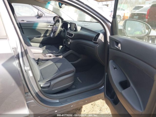 2019 HYUNDAI TUCSON KM8J3CA48KU051221 Photo 4