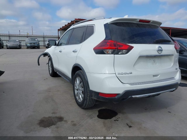 Nissan ROGUE SV 2018 KNMAT2MT6JP533085 Image 3