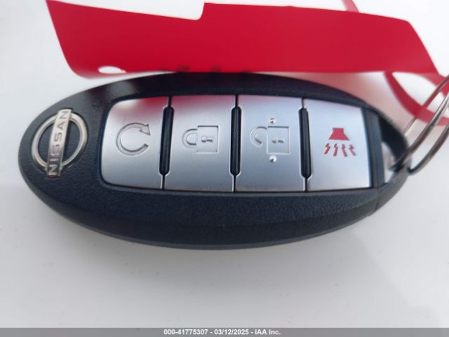5N1BT3BA9NC707462 Nissan Rogue Sv Fwd