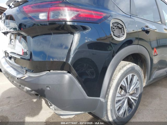 5N1BT3BA9NC707462 Nissan Rogue Sv Fwd