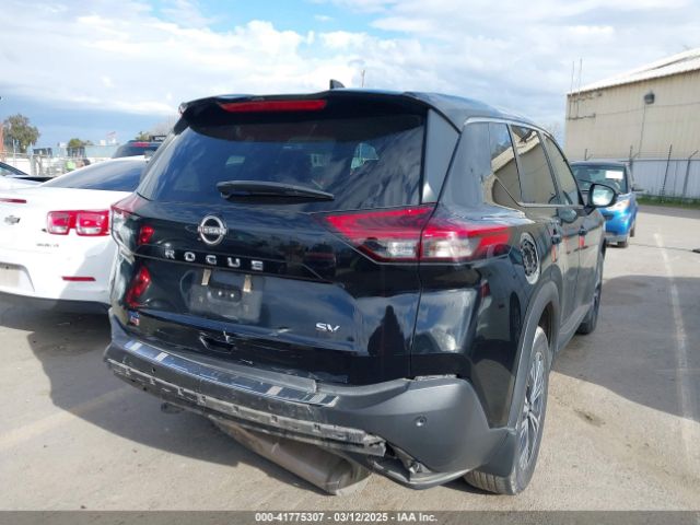 5N1BT3BA9NC707462 Nissan Rogue Sv Fwd