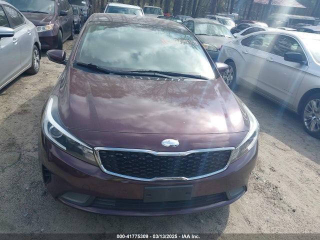 KIA FORTE LX 2018 3KPFK4A77JE206576 Image 11