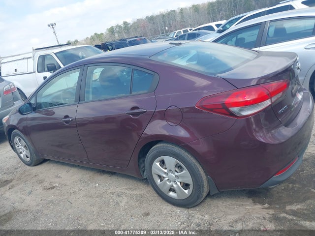 KIA FORTE LX 2018 3KPFK4A77JE206576 Image 13