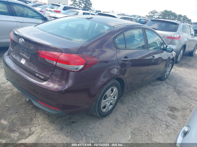 KIA FORTE LX 2018 3KPFK4A77JE206576 Image 4