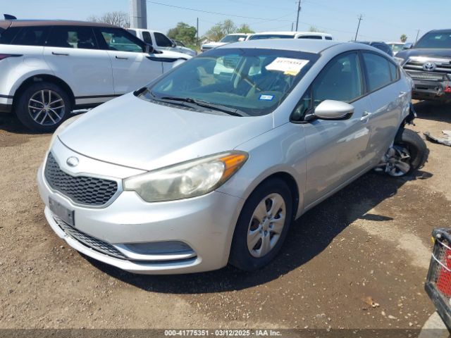 KNAFK4A6XF5346483 KIA FORTE LX