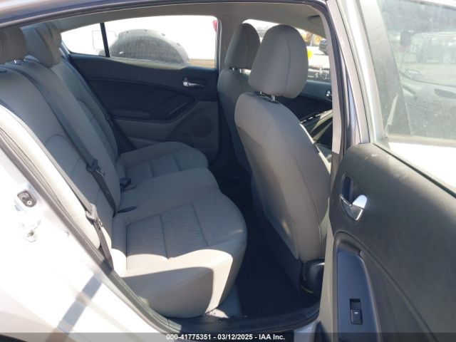 KNAFK4A6XF5346483 KIA FORTE LX