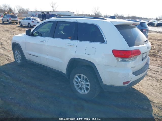 1C4RJFAG0JC322138 Jeep Grand Cherokee Laredo E 4x4