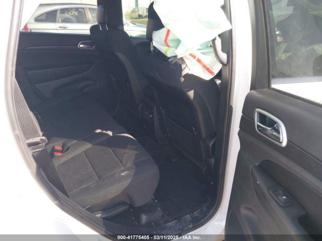 1C4RJFAG0JC322138 Jeep Grand Cherokee Laredo E 4x4