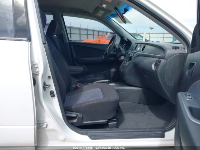 2004 MITSUBISHI OUTLANDER JA4LZ31F04U060022 Photo 4