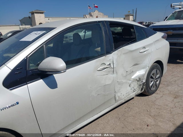 JTDKARFU4H3534746 Toyota Prius Four