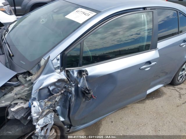 JTDEBRBE7LJ011945 Toyota Corolla Hybrid Le