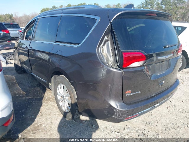 Chrysler Pacifica Touring L 2019 2C4RC1BGXKR531732 Image 3