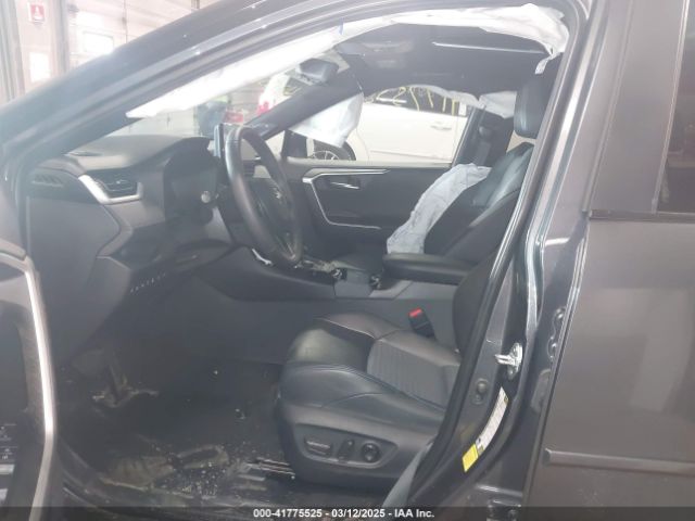 2T3E6RFV6RW050017 Toyota Rav4 Hybrid Xse