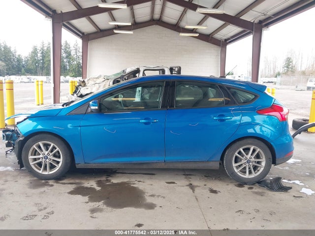 Ford FOCUS SE 2016 1FADP3K28GL255006 Image 32