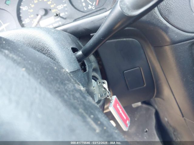 2001 MITSUBISHI MIRAGE JA3AY11A71U051157 Photo 10