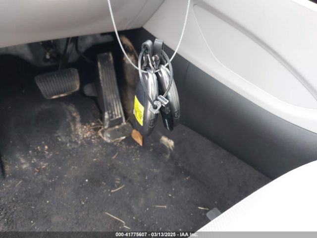 5NMJBCDE5SH481906 Hyundai TUCSON SEL