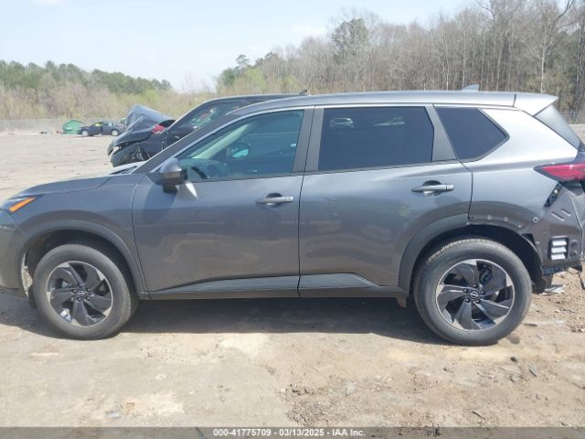 5N1BT3BA1SC764606 Nissan Rogue Sv Fwd