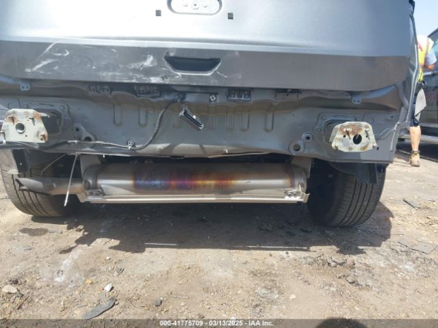 5N1BT3BA1SC764606 Nissan Rogue Sv Fwd