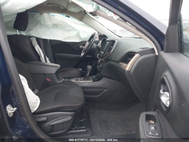 1C4PJMCS1GW255876 Jeep Cherokee Latitude