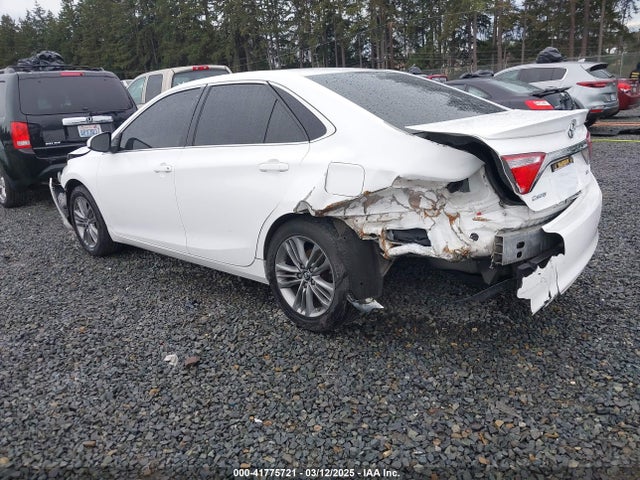 4T1BF1FK1GU187737 Toyota CAMRY SE