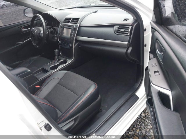 4T1BF1FK1GU187737 Toyota CAMRY SE