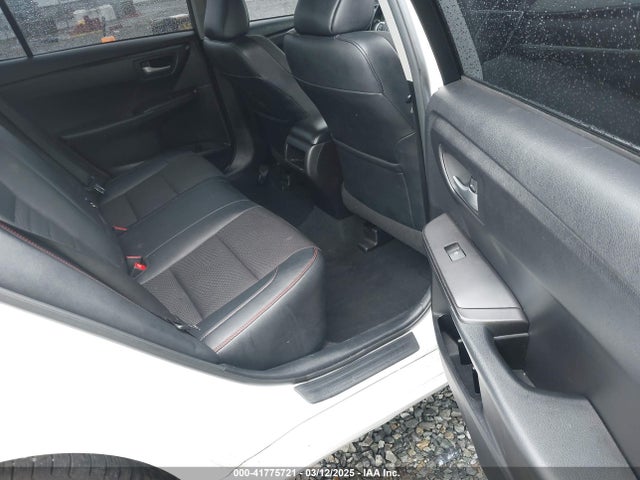 4T1BF1FK1GU187737 Toyota CAMRY SE
