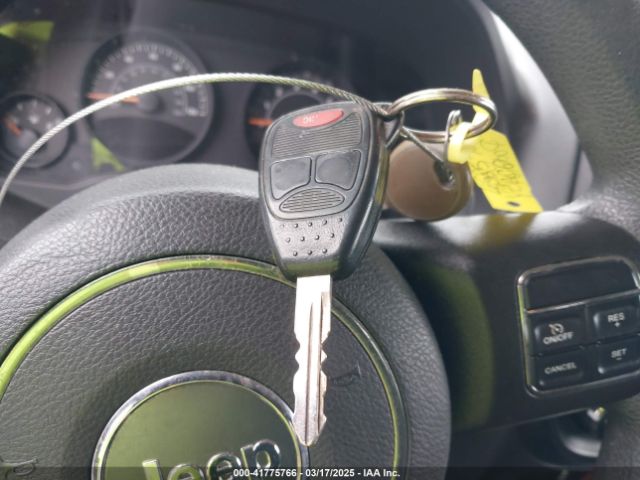 1C4NJRBB3GD594933 Jeep Patriot Sport