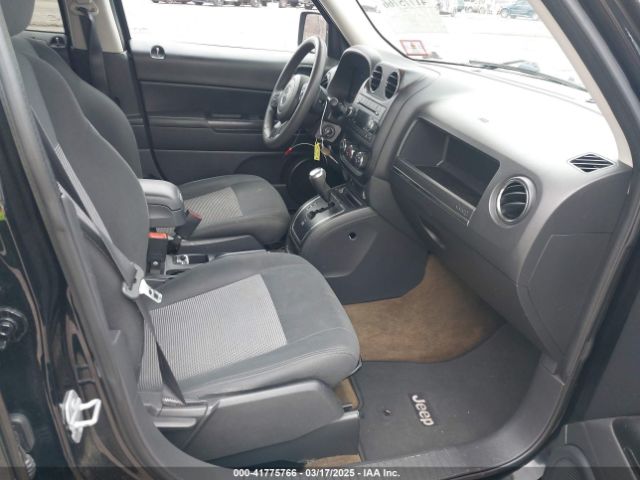 1C4NJRBB3GD594933 Jeep Patriot Sport