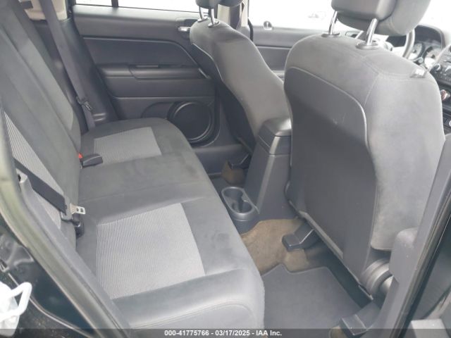 1C4NJRBB3GD594933 Jeep Patriot Sport