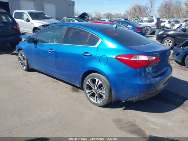 2014 KIA FORTE KNAFZ4A87E5205236 Photo 2