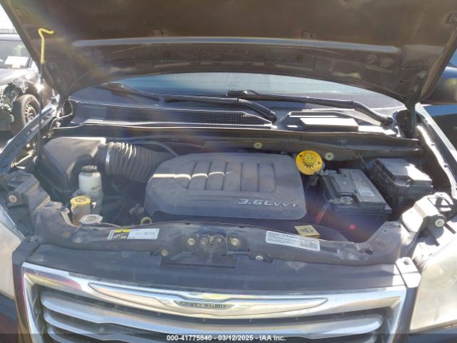 2C4RC1BG0ER208505 Chrysler Town & Country Touring