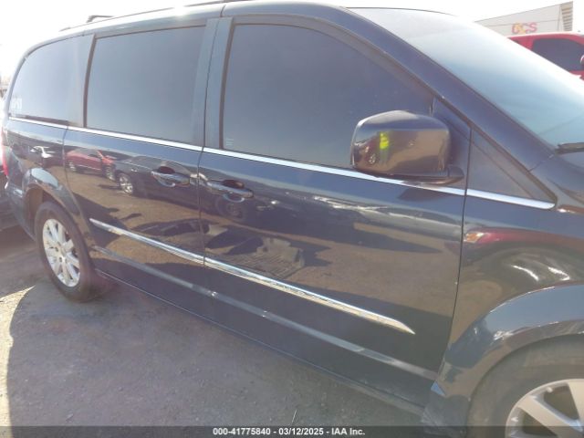 2C4RC1BG0ER208505 Chrysler Town & Country Touring