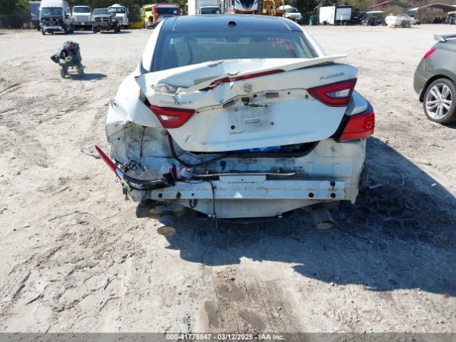 1N4AA6AP4JC403565 Nissan Maxima 3.5 Platinum