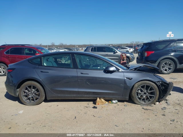 Tesla Model 3 Rear-wheel Drive 2023 5YJ3E1EA8PF682790 Image 13