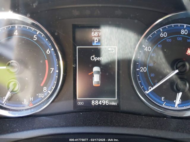 5YFBURHE3HP619257 Toyota Corolla Se Special Edition