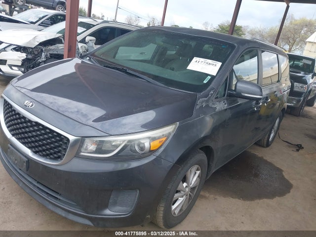KNDMB5C12G6085086 KIA SEDONA LX