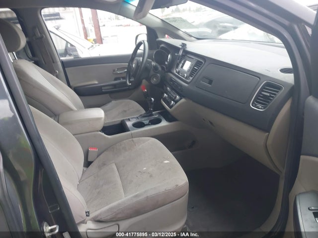 KNDMB5C12G6085086 KIA SEDONA LX